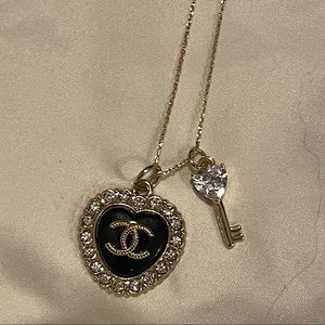 Authentic chanel necklace｜authentic reworked vintage  necklace